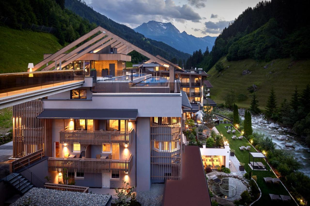 Zillergrundrock Luxury Mountain Resort Mayrhofen Dış mekan fotoğraf